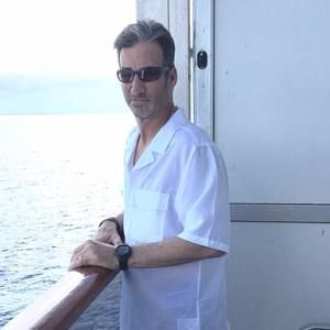 Meet your Posher, Robert